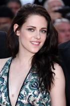 Kristen Stewart : kristen-stewart-1345368855.jpg