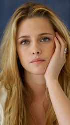 Kristen Stewart : kristen-stewart-1414428217.jpg