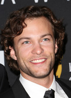 Kyle Schmid : kyle-schmid-1352850882.jpg