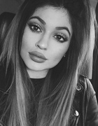 Kylie Jenner : kylie-jenner-1423239301.jpg