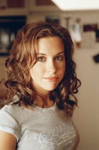 Lacey Chabert : lacey-chabert-1364060174.jpg