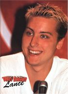 Lance Bass : bass071.jpg