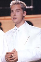 Lance Bass : bass101.jpg