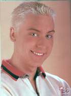 Lance Bass : lance-bass-1312746306.jpg