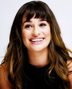 Lea Michele : lea-michele-1381525230.jpg