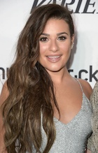 Lea Michele : lea-michele-1479572241.jpg