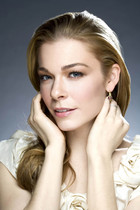 LeAnn Rimes : leannrimes_1288018696.jpg