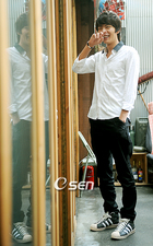 Lee Min-Ki : leeminki_1274851088.jpg