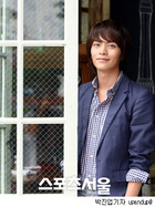 Lee Min-Ki : leeminki_1274851136.jpg