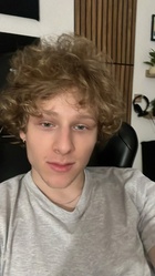 Lev Cameron : lev-cameron-1749392688.jpg