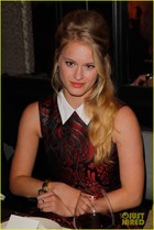 Leven Rambin : leven-rambin-1377887205.jpg