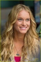 Leven Rambin : leven-rambin-1378057796.jpg