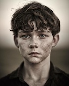 Levi Miller : levi-miller-1459126042.jpg