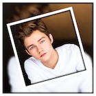 Levi Miller : levi-miller-1501294959.jpg