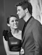 Liam Hemsworth : TI4U1386764358.jpg