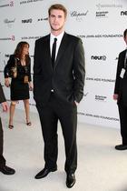 Liam Hemsworth : liam-hemsworth-1330367498.jpg