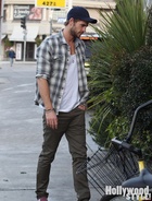 Liam Hemsworth : liam-hemsworth-1366434916.jpg