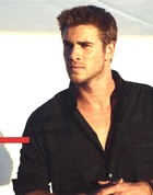 Liam Hemsworth : liam-hemsworth-1366451983.jpg