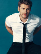 Liam Hemsworth : liam-hemsworth-1366452007.jpg