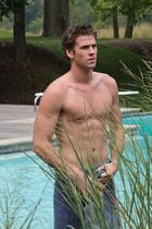 Liam Hemsworth : liam-hemsworth-1373012860.jpg