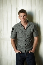 Liam Hemsworth : liamhemsworth_1265736265.jpg