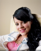 Lily Allen : lily-allen-1323544125.jpg