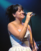 Lily Allen : lilyallen_1284781108.jpg