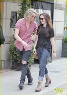 Lily Collins : lily-collins-1375901304.jpg