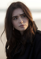 Lily Collins : lily-collins-1376927931.jpg