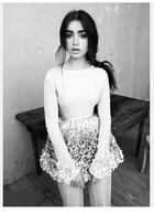 Lily Collins : lily-collins-1380141427.jpg