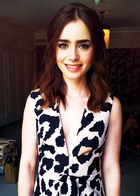 Lily Collins : lily-collins-1427393319.jpg