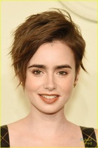 Lily Collins : lily-collins-1427993863.jpg
