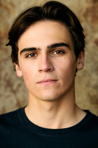 Lincoln Melcher : lincoln-melcher-1751379050.jpg