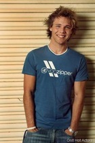 Lincoln Lewis : lincolnlewis_1224877565.jpg