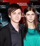 Logan Lerman : TI4U1381097142.jpg