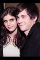 Logan Lerman : TI4U1391009701.jpg