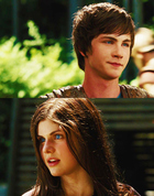 Logan Lerman : TI4U1393235747.jpg