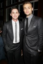 Logan Lerman : TI4U1396011339.jpg