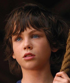 Logan Lerman : TI4U_u1143786465.jpg