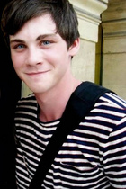 Logan Lerman : logan-lerman-1322144314.jpg