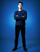 Logan Lerman : logan-lerman-1350358034.jpg