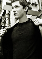 Logan Lerman : logan-lerman-1352851054.jpg