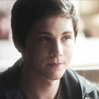 Logan Lerman : logan-lerman-1360923613.jpg