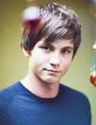 Logan Lerman : logan-lerman-1375318442.jpg