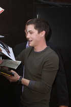 Logan Lerman : logan-lerman-1375901067.jpg