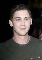 Logan Lerman : logan-lerman-1375901138.jpg