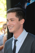 Logan Lerman : logan-lerman-1376668115.jpg