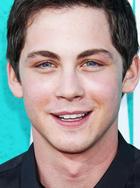 Logan Lerman : logan-lerman-1377371226.jpg