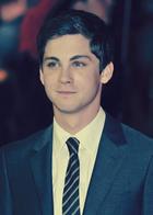 Logan Lerman : logan-lerman-1378060247.jpg