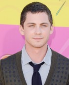 Logan Lerman : logan-lerman-1378157422.jpg